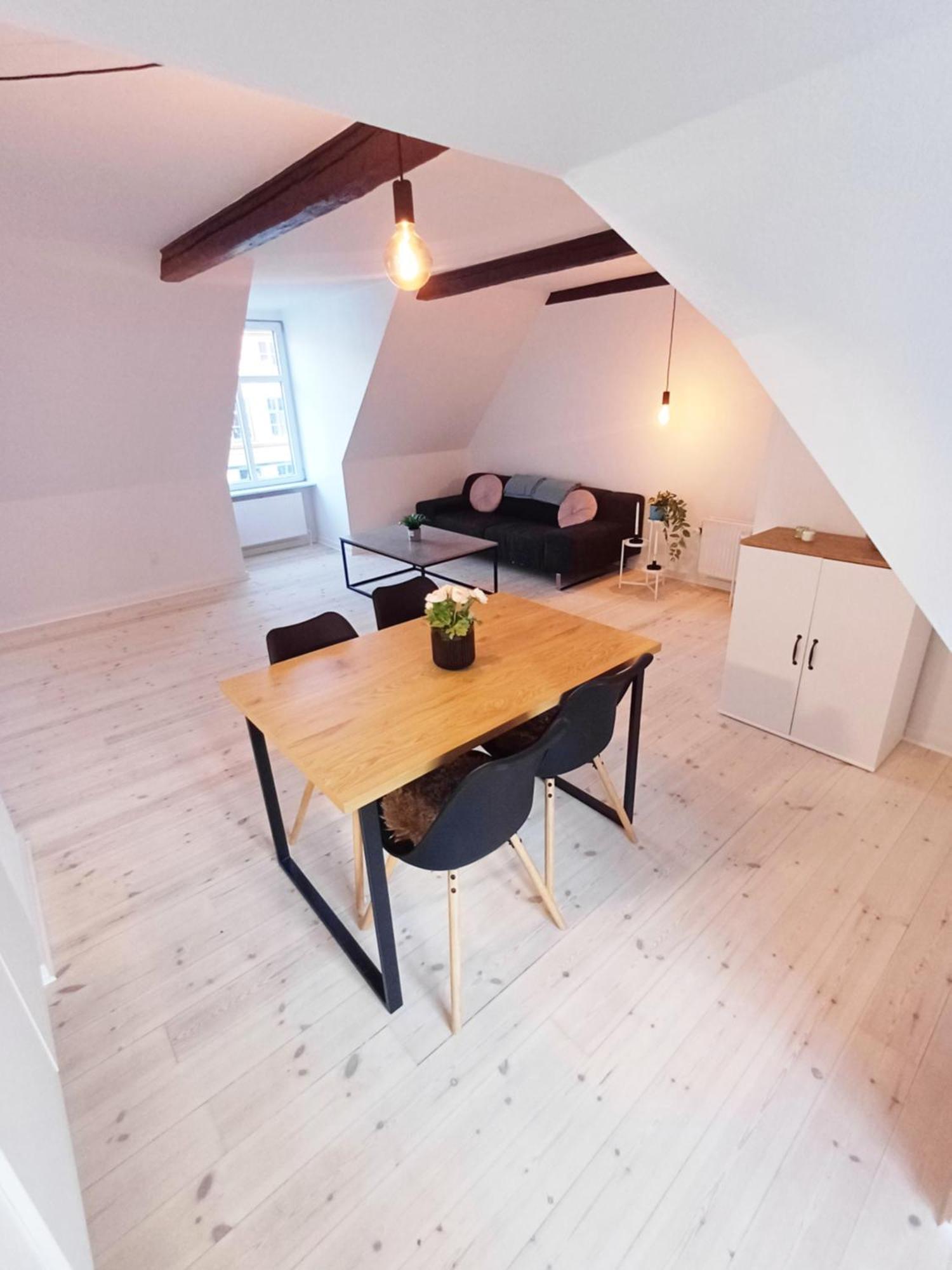 Beautiful Double Room In The Center Of City Randers Kültér fotó